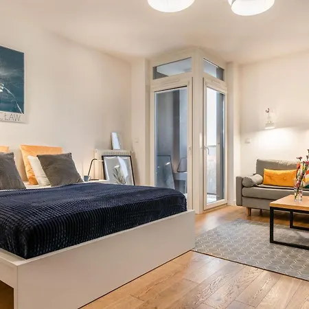 Pure * Βρότσλαβ