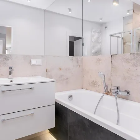 Pure Διαμέρισμα